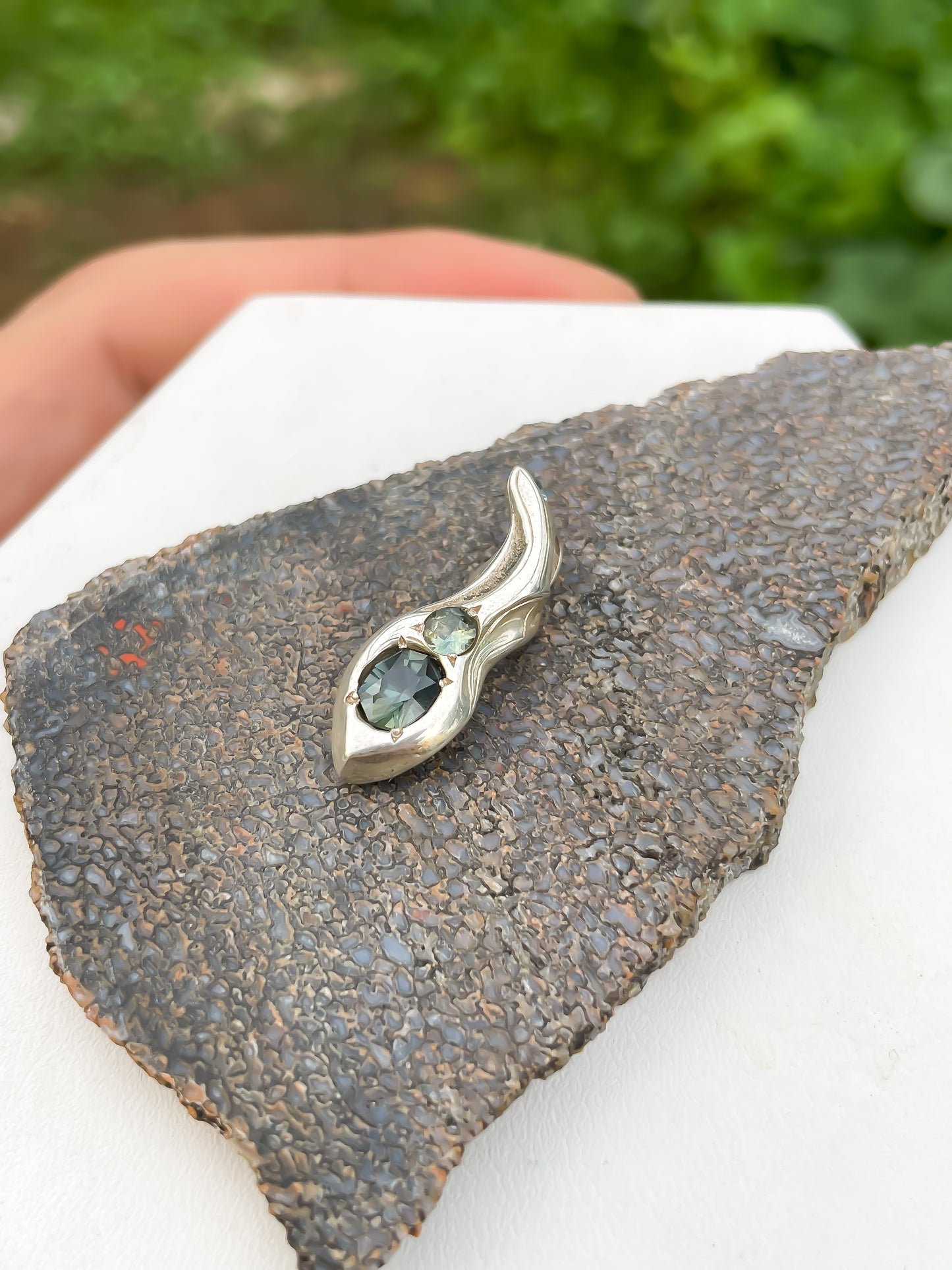 Songea Sapphire Pendant