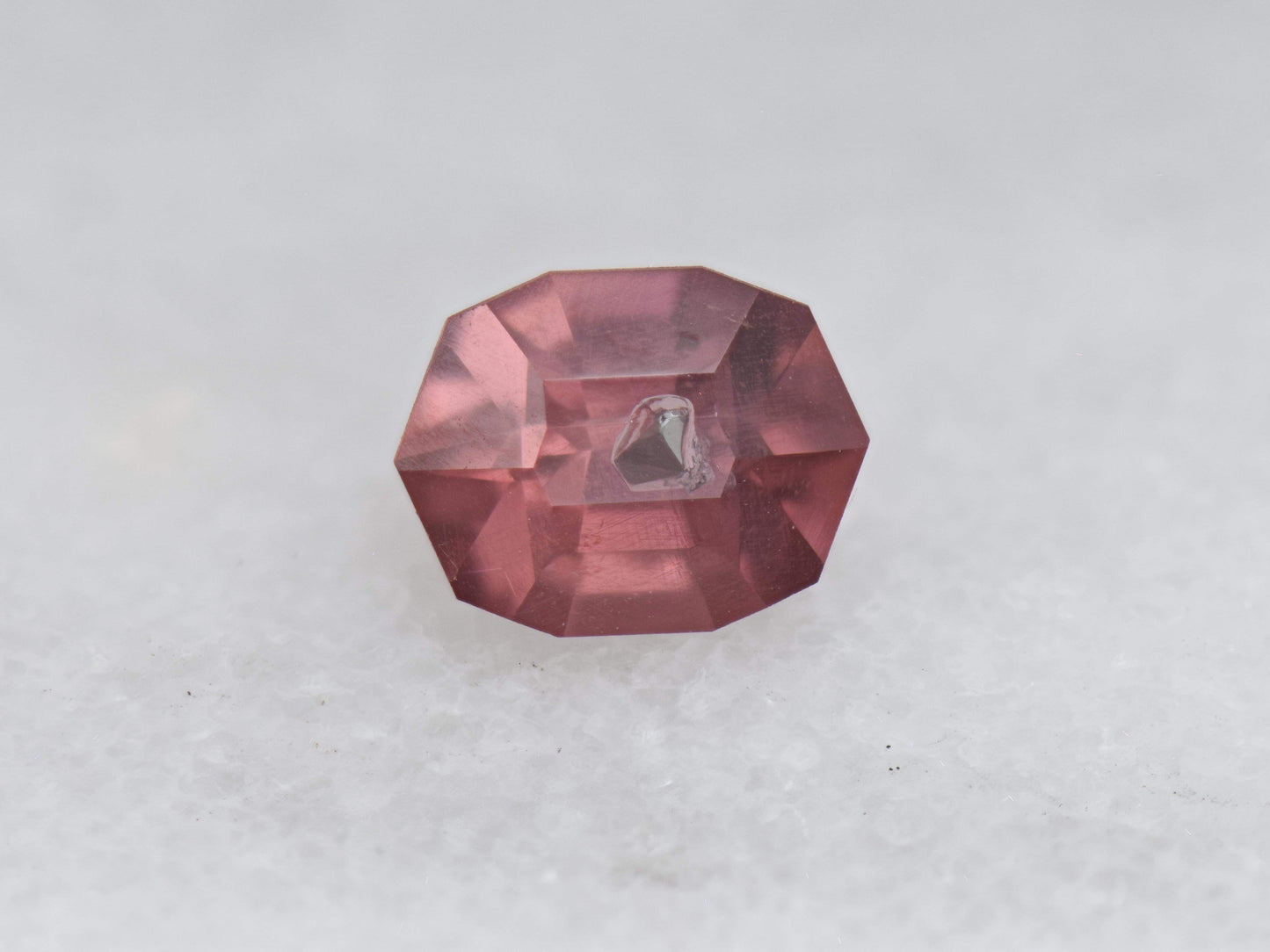 1.00ct Magenta/Red Wine Lindi, Tanzania Malaya Garnet
