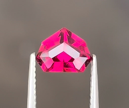 1.50ct Tanzanian Rhodolite Garnet